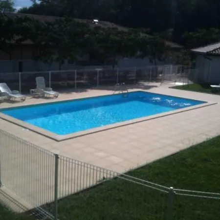 Superbe Appart Avec Jardin Et Piscine Cambo-les-Bains Exterior photo